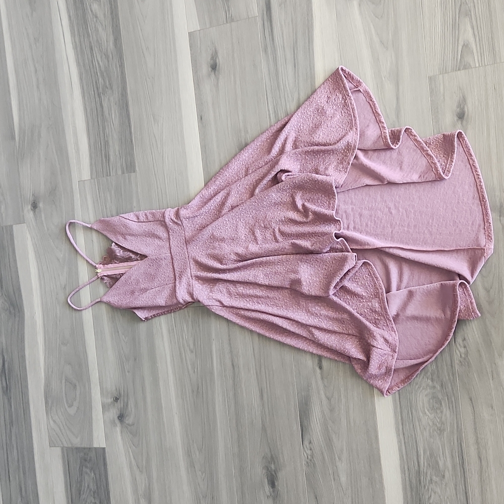 Mauve sparkle dress by Windsor